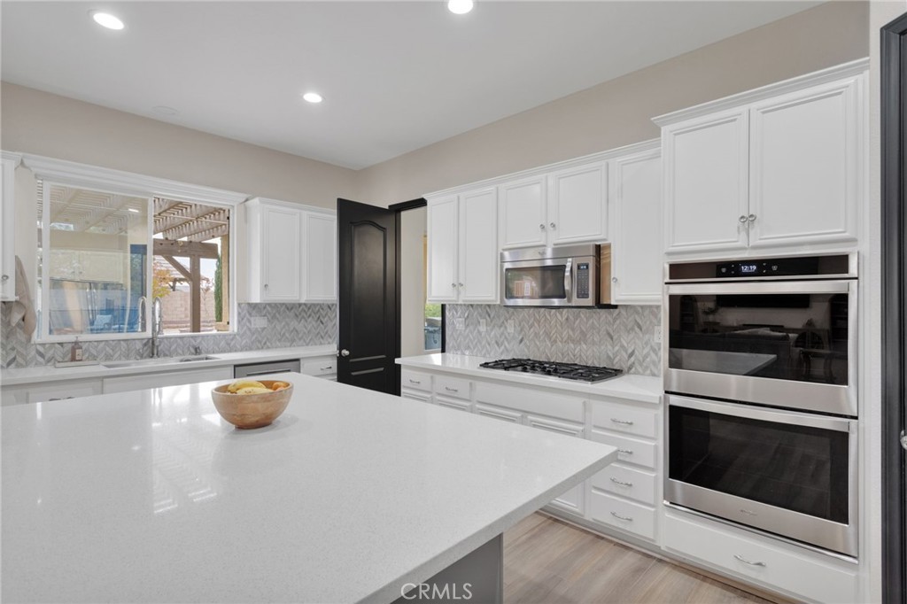 MLS #CV25260033 image #10