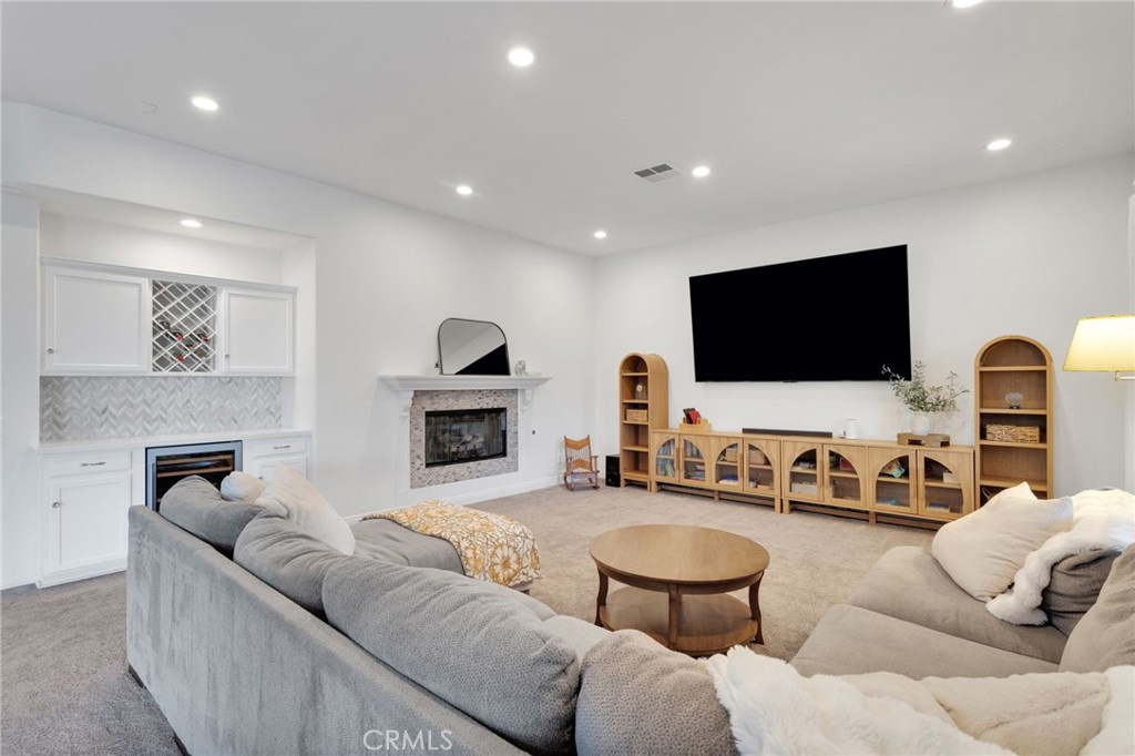 MLS #CV25260033 image #14