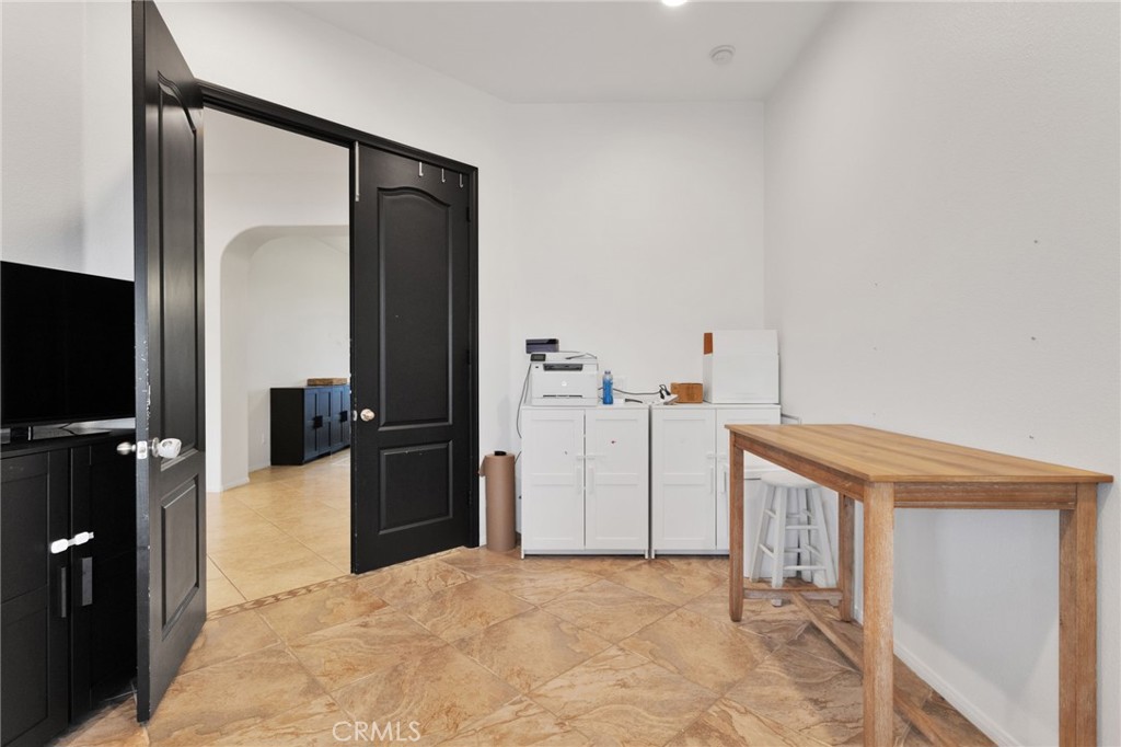 MLS #CV25260033 image #41