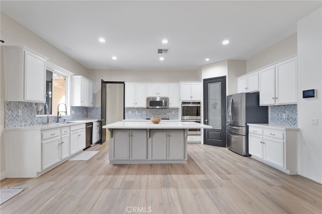 MLS #CV25260033 image #8