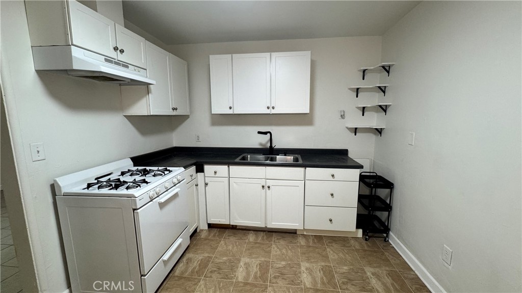 MLS #CV25260199 image #10