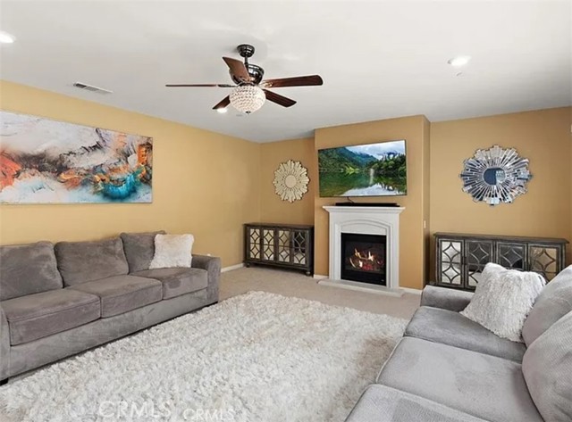 MLS #CV25260756 image #8