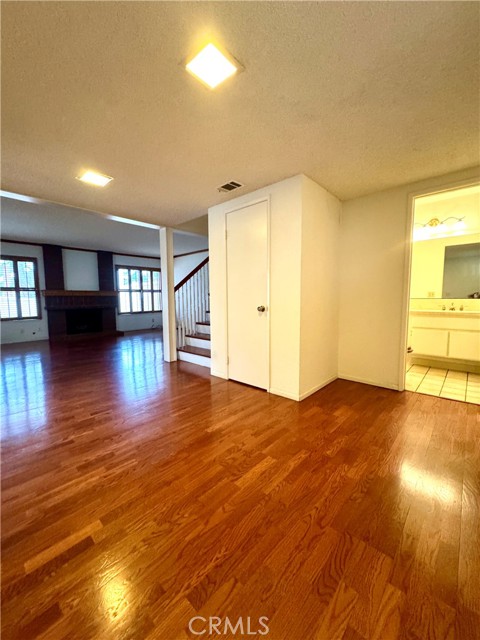 MLS #CV25261523 image #2