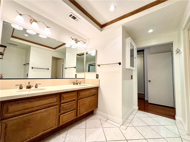 MLS #CV25261523 image #21