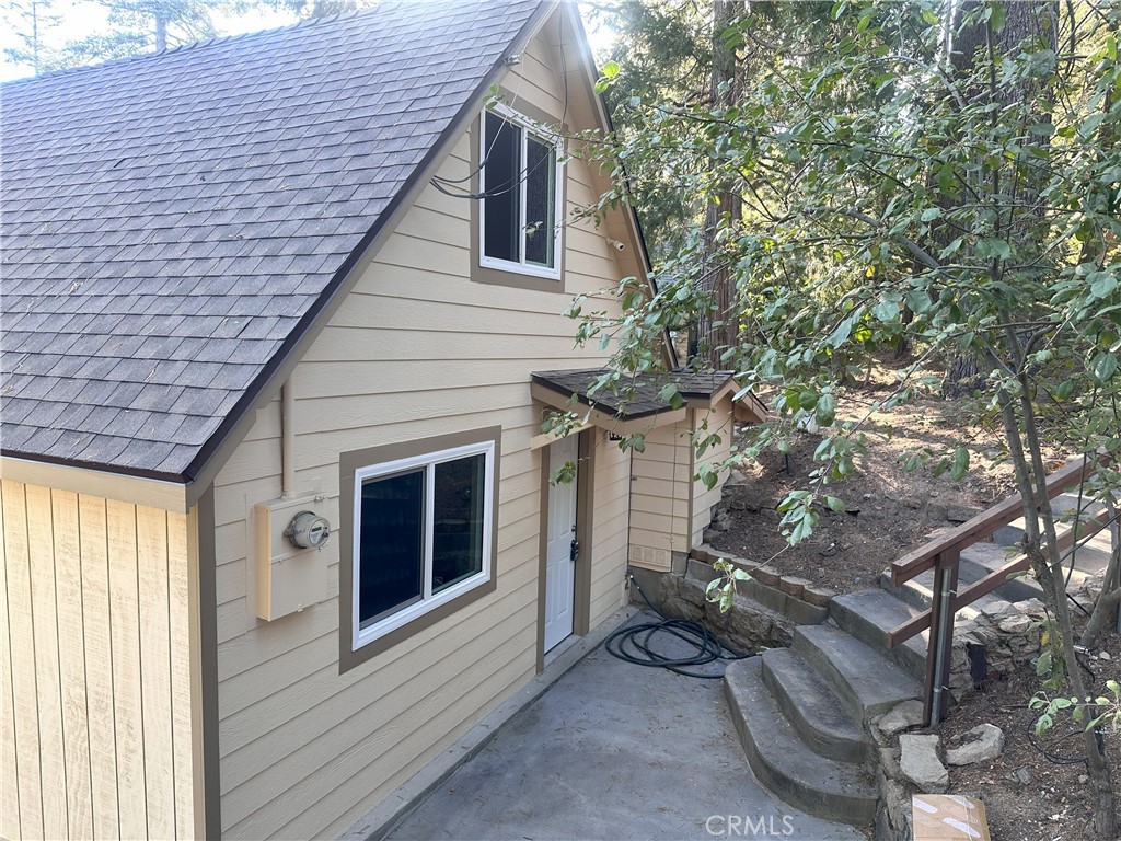 MLS #CV25261525 image #2