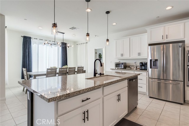 MLS #CV25261834 image #17