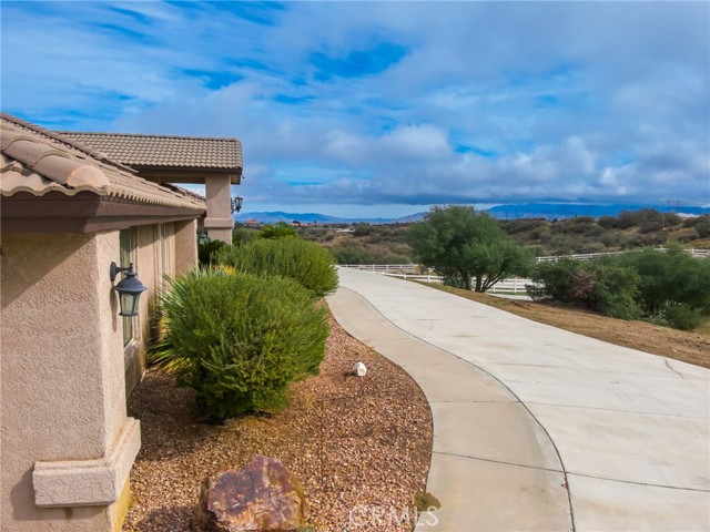 MLS #CV25262348 image #17