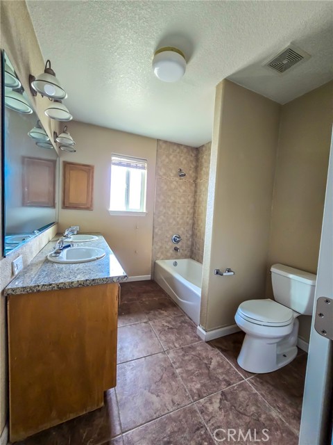 MLS #CV25262348 image #25