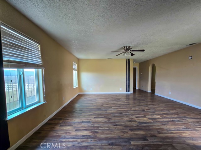 MLS #CV25262348 image #30