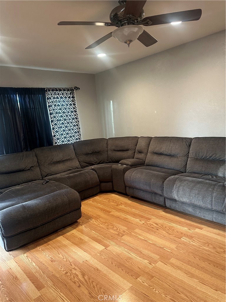 MLS #CV25262889 image #4