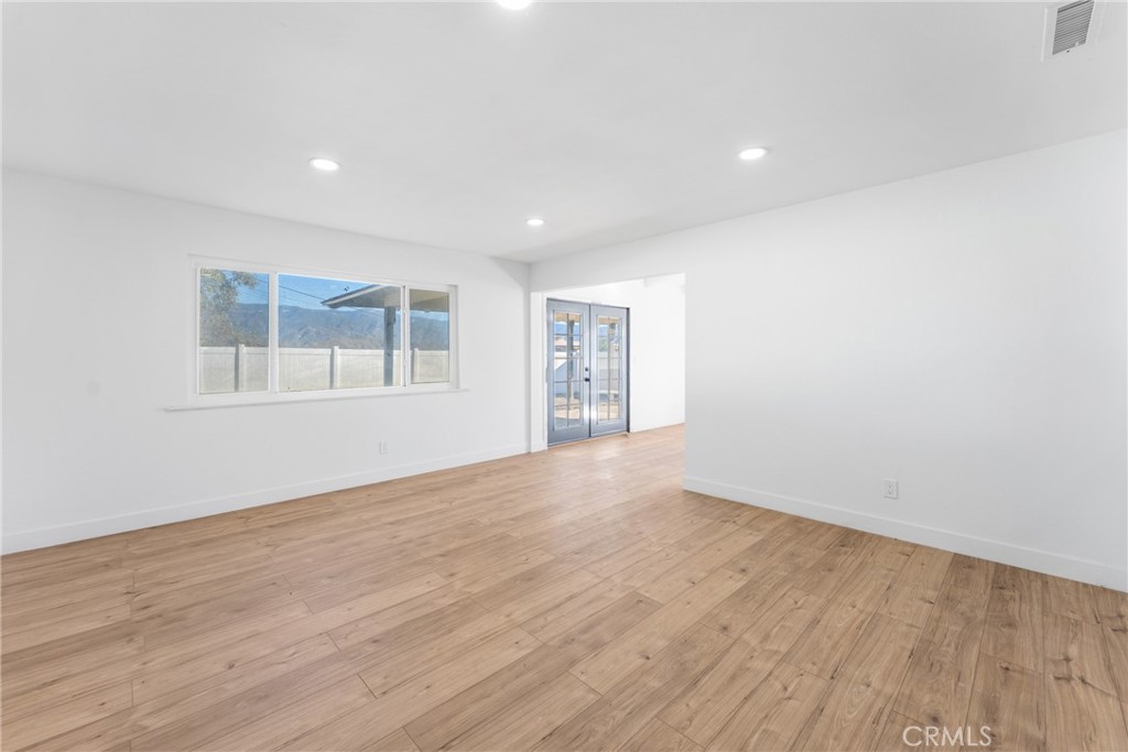 MLS #CV25264477 image #11