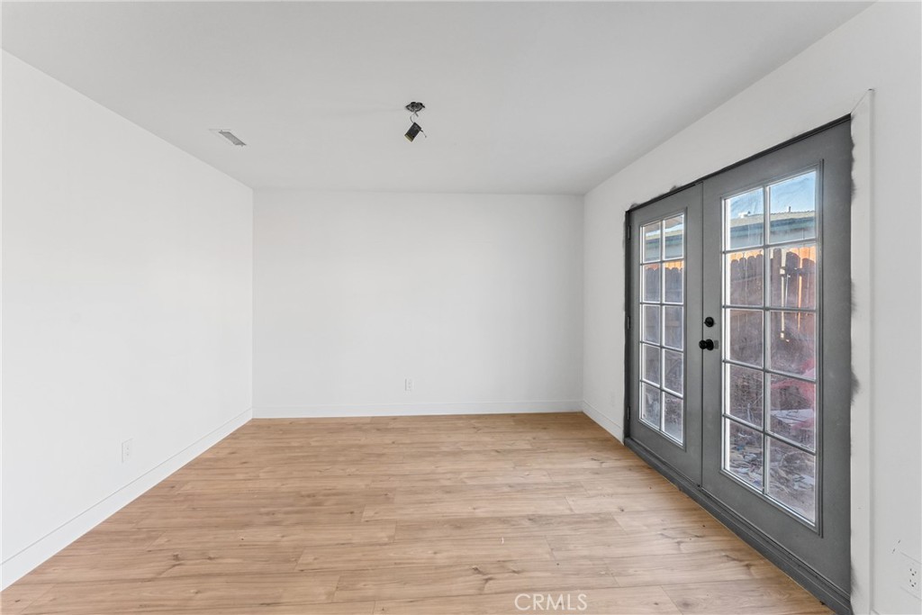 MLS #CV25264477 image #16