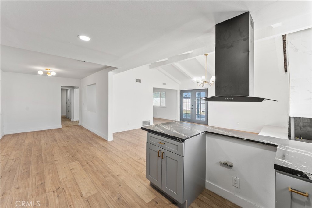 MLS #CV25264477 image #8