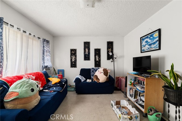 MLS #CV25265792 image #8