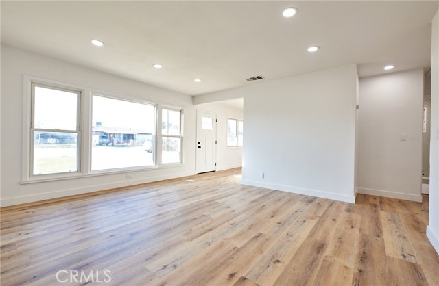 MLS #CV25266837 image #6