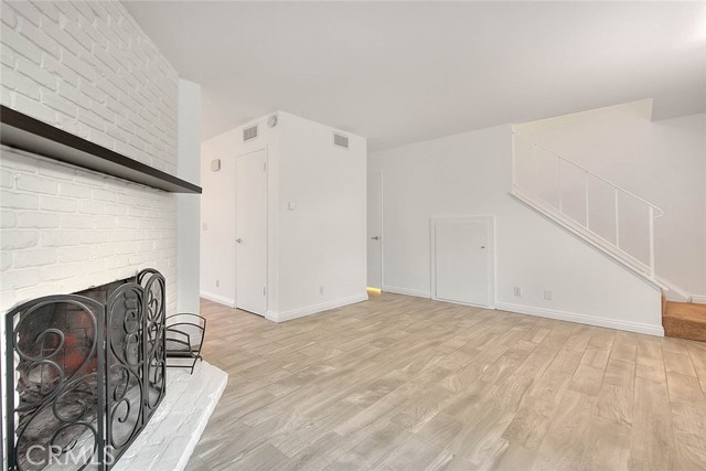 MLS #CV25266838 image #4