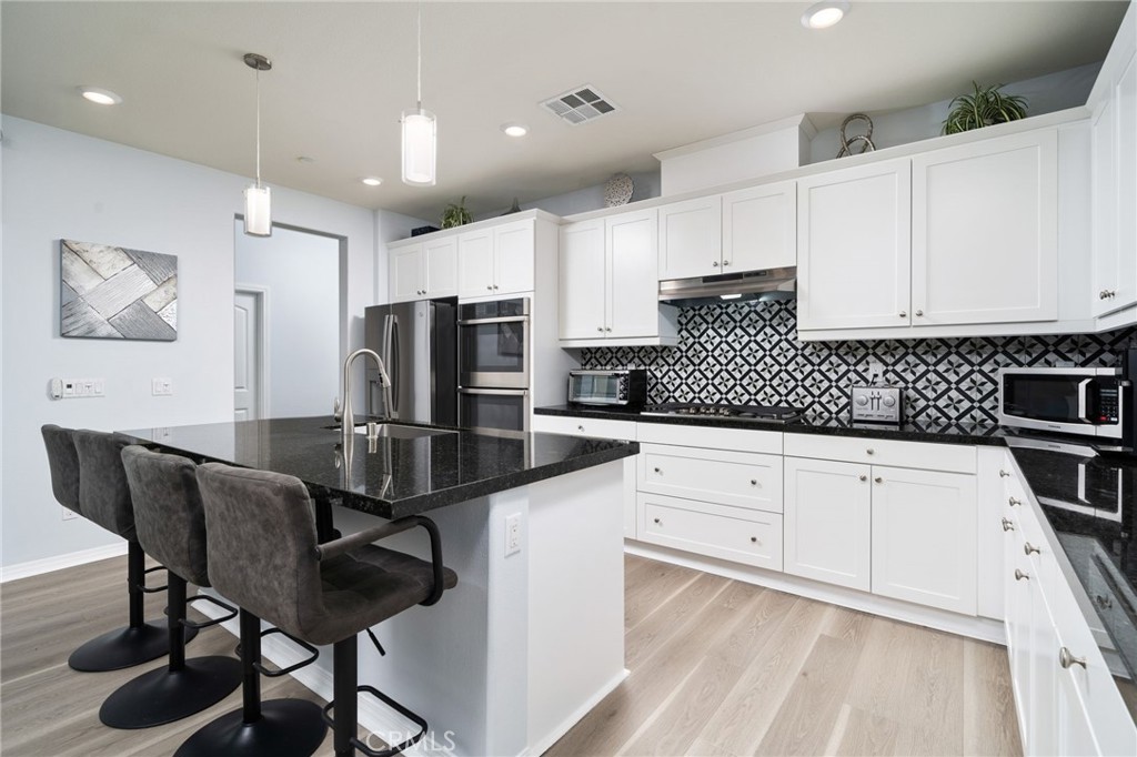 MLS #CV25266972 image #14