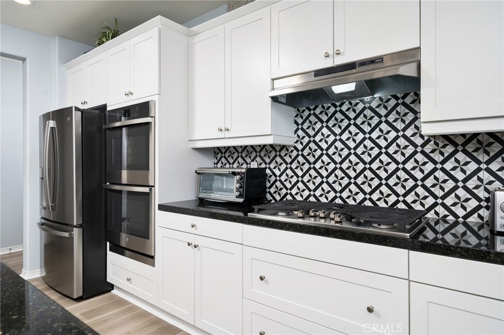 MLS #CV25266972 image #15