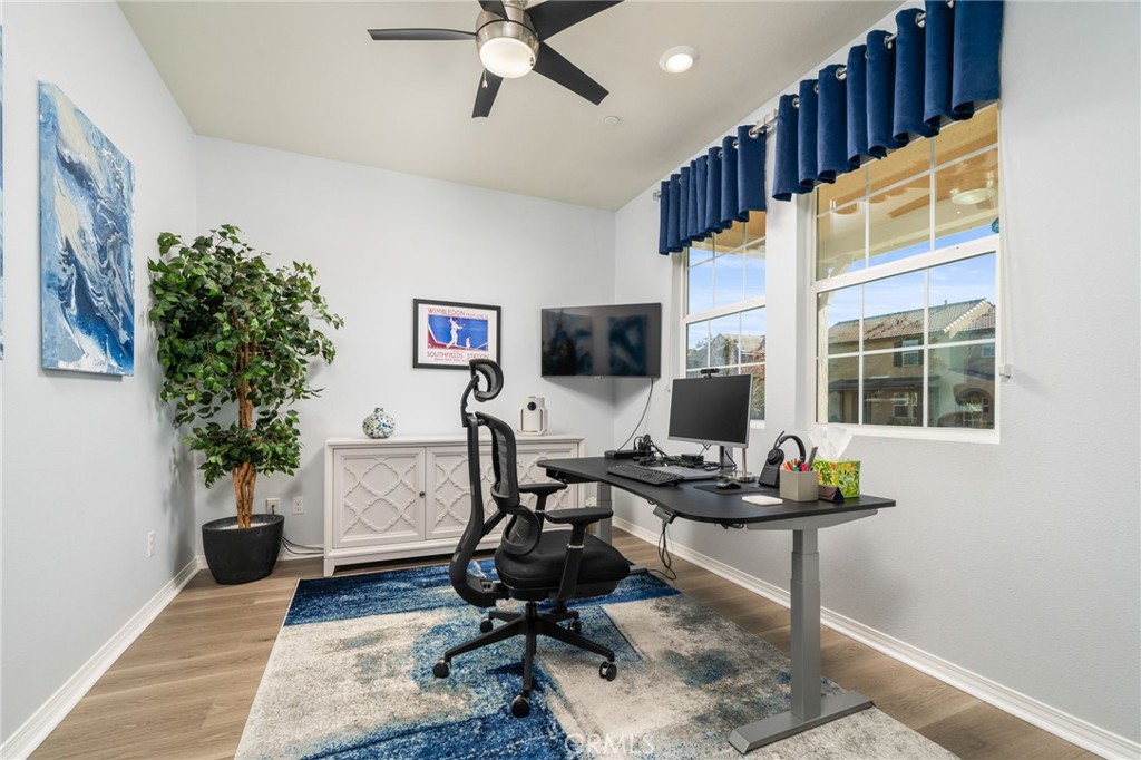 MLS #CV25266972 image #19