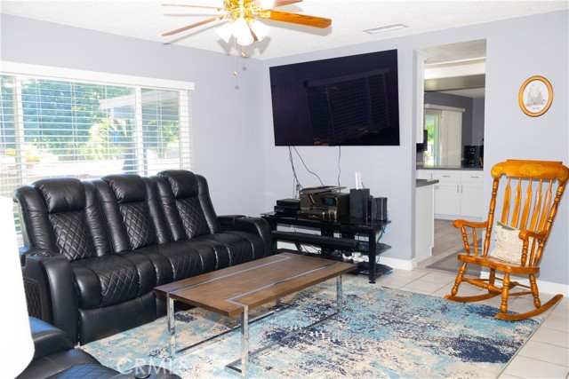 MLS #CV25267383 image #11