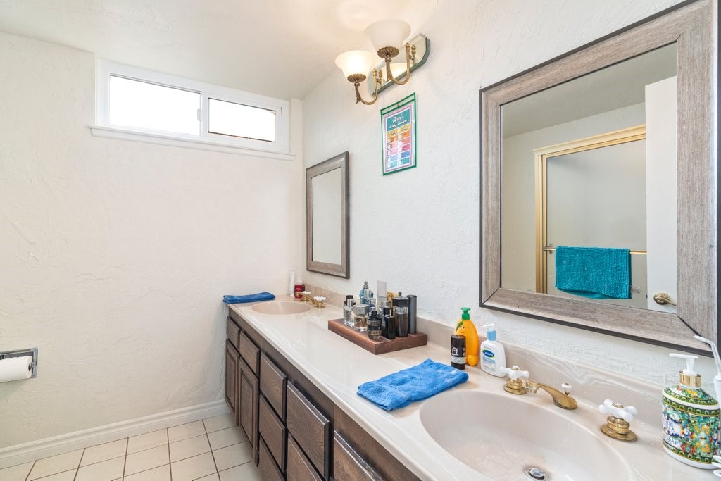 MLS #CV25267650 image #30