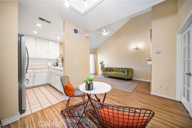 MLS #CV25268315 image #12