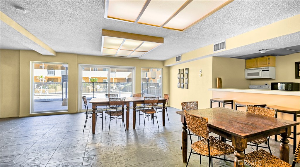 MLS #CV25268331 image #18