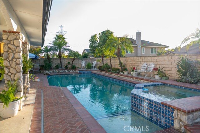 MLS #CV25269218 image #10