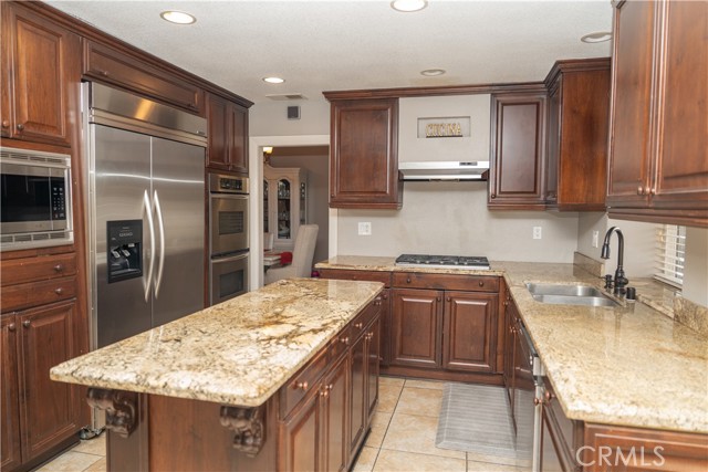 MLS #CV25269218 image #3