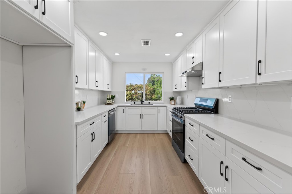 MLS #CV25269934 image #12