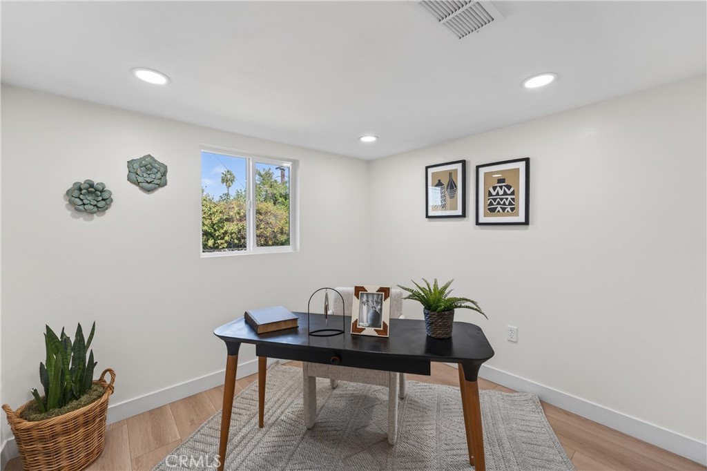 MLS #CV25269934 image #20