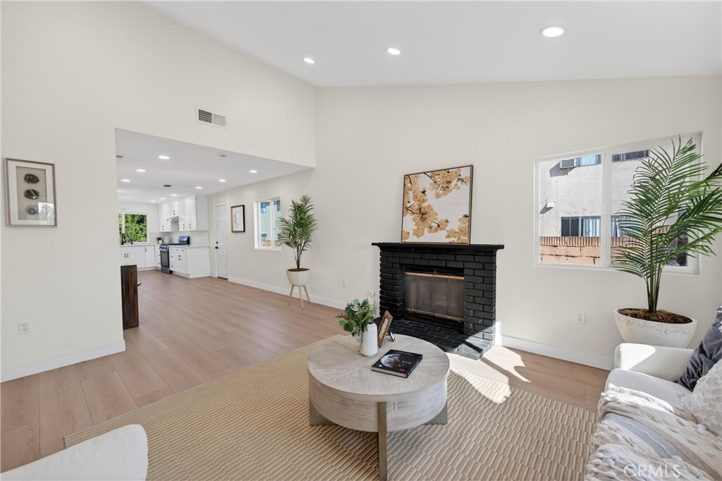 MLS #CV25269934 image #9