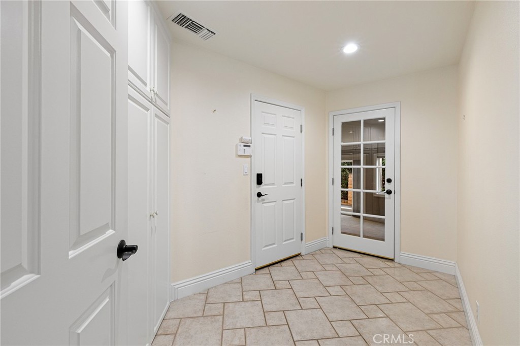 MLS #CV25270190 image #27