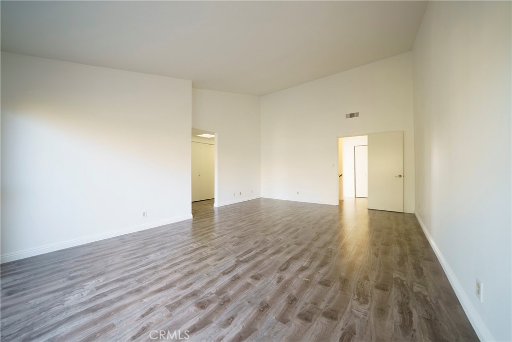 MLS #CV25270561 image #23