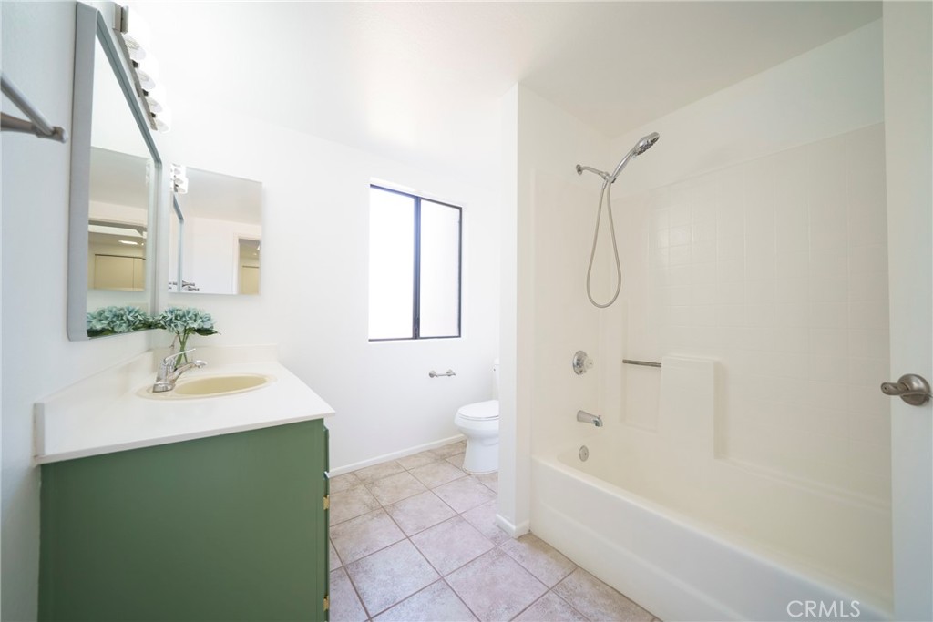 MLS #CV25270561 image #25