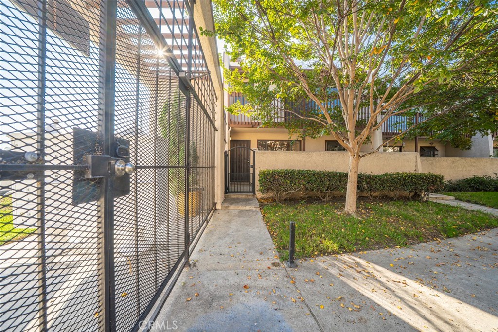 MLS #CV25270561 image #36