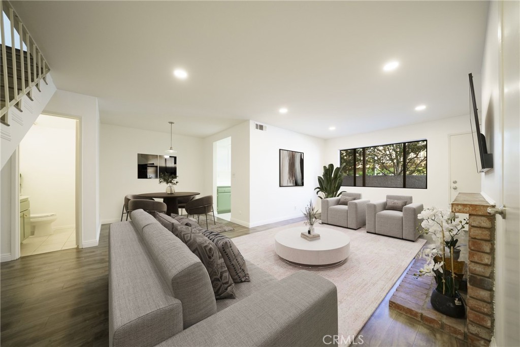 MLS #CV25270561 image #5