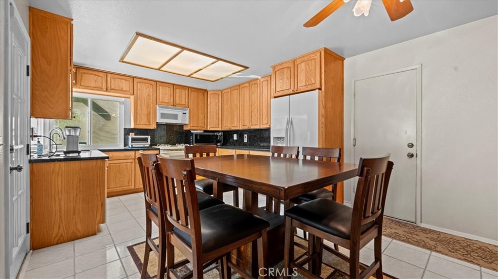 MLS #CV25270825 image #5