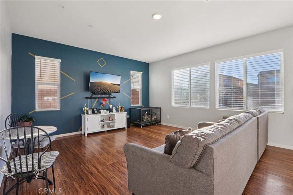 MLS #CV25271000 image #5