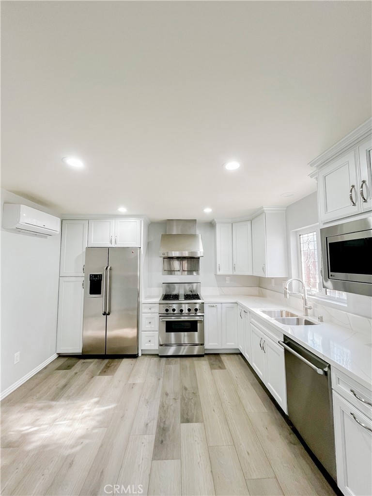 MLS #CV25271209 image #9