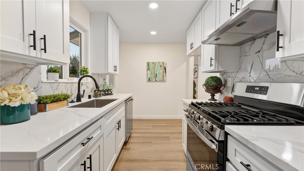 MLS #CV25271299 image #14