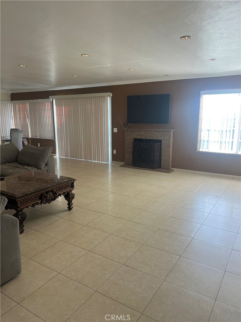 MLS #CV25271620 image #5