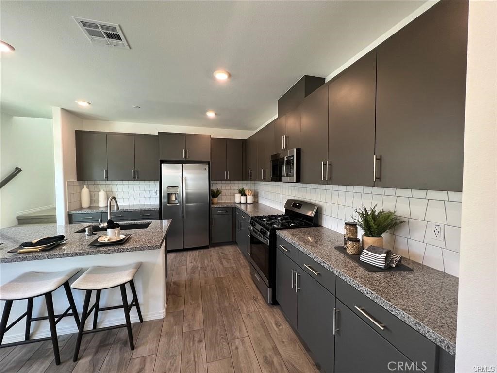 MLS #CV25271995 image #5