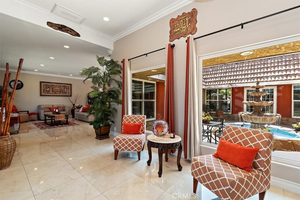 MLS #CV25272860 image #14