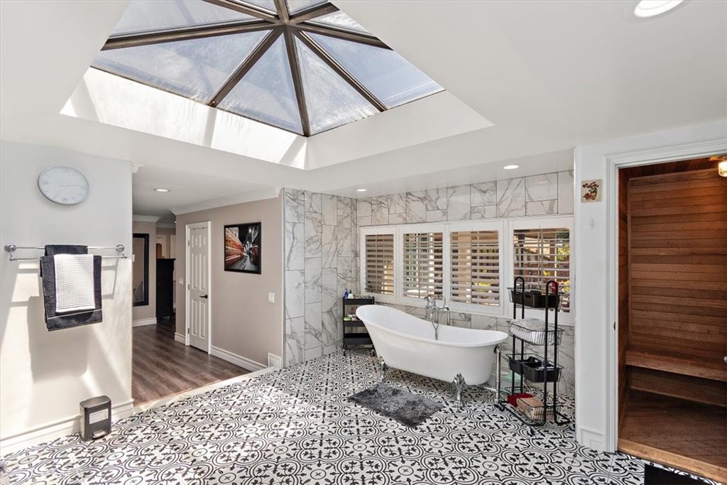 MLS #CV25272860 image #40