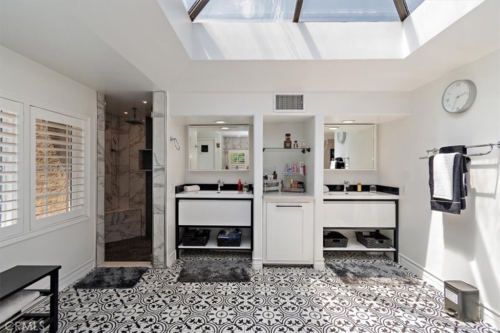 MLS #CV25272860 image #42