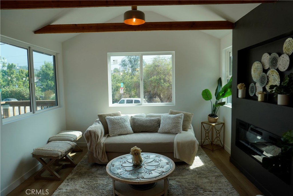 MLS #CV25273401 image #24