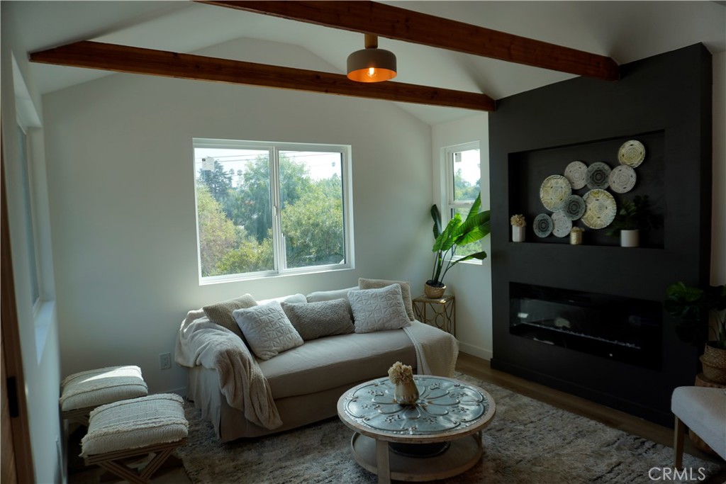 MLS #CV25273401 image #25