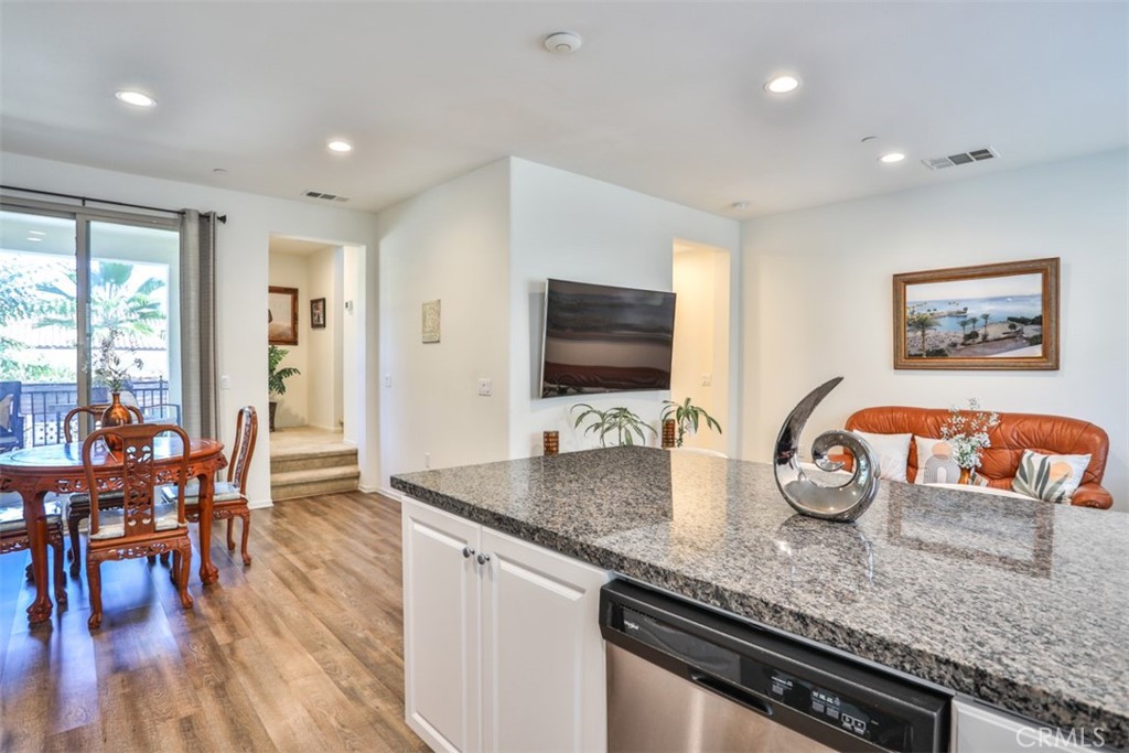 MLS #CV25273645 image #12