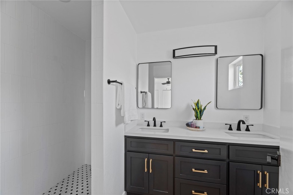 MLS #CV25275165 image #14